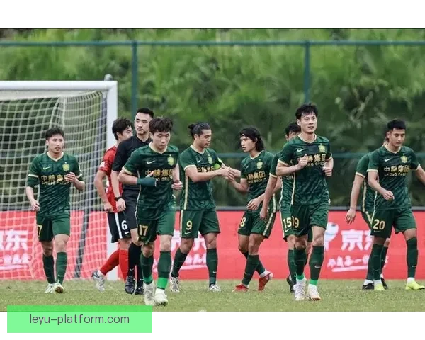 中超直播焦点战全程追踪豪门对决实时比分与精彩进球一网打尽不停歇 中超直播焦点战全程追踪豪门对决实时比分与精彩进球一网打尽不停歇